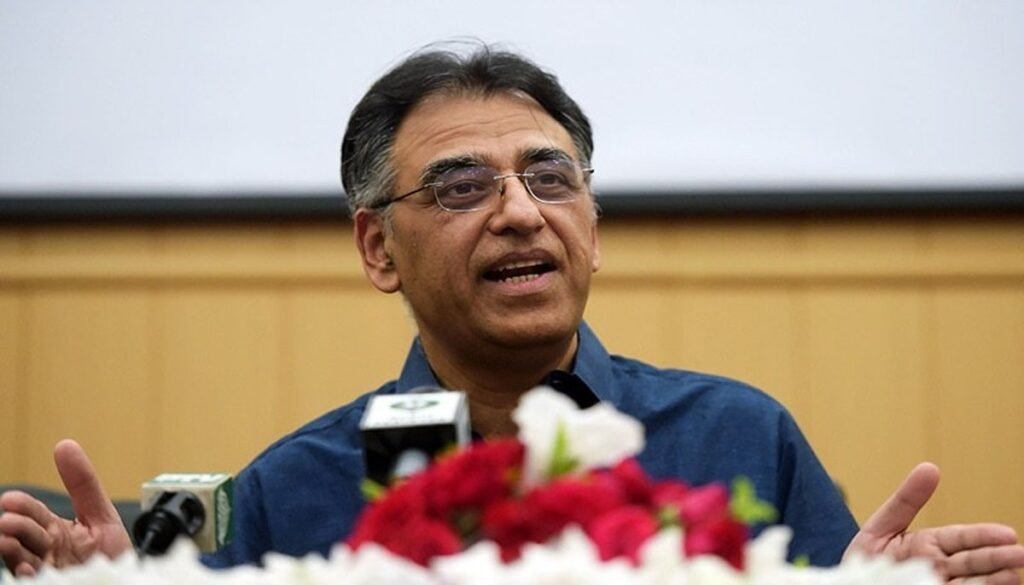 Asad Umar warns Pakistanis about gravity of COVID-19