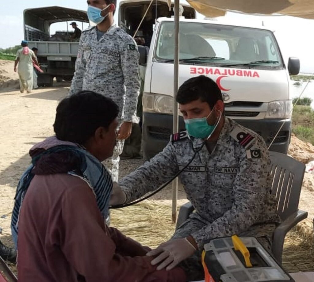 Pak Navy continues to help amid COVID-19