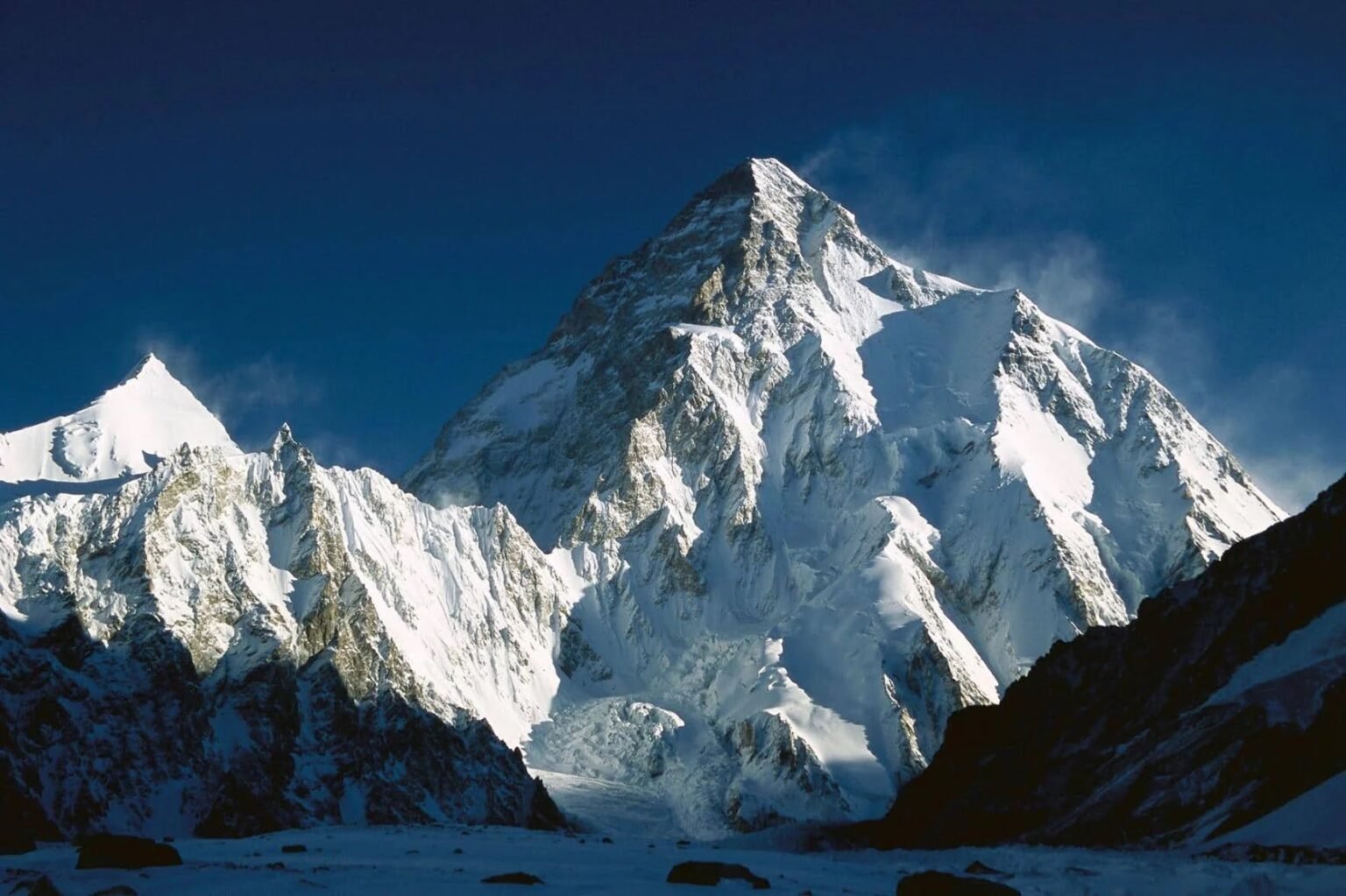 Nepalese make history by Summitting k-2 in winter