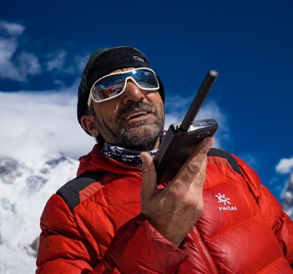 sadpara becomes first Pakistani to summit K-2 in winter