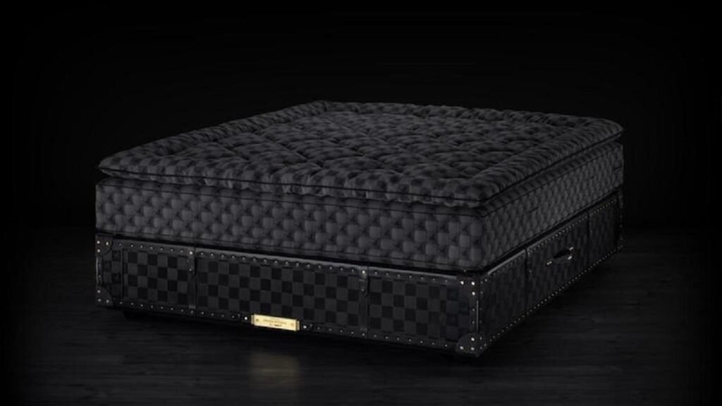 Get In The Queue To Get This $400,000 Worth Masterpiece Bed