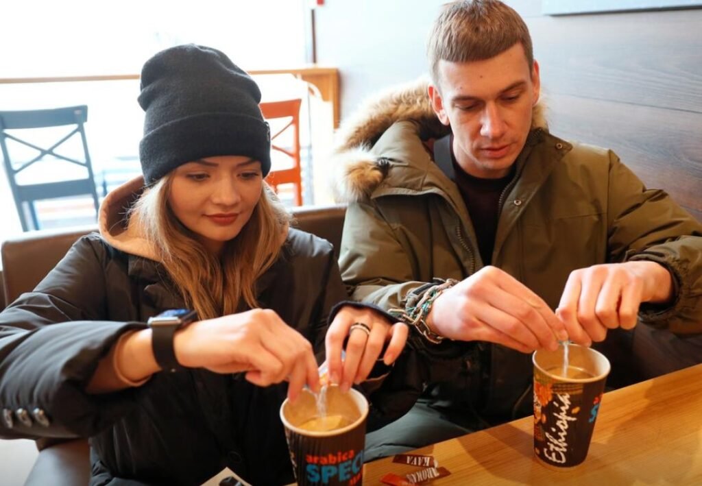 Who is this handcuffed Ukrainian couple?