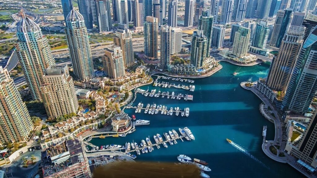 Dubai deports people involved in lewd photo-shoot