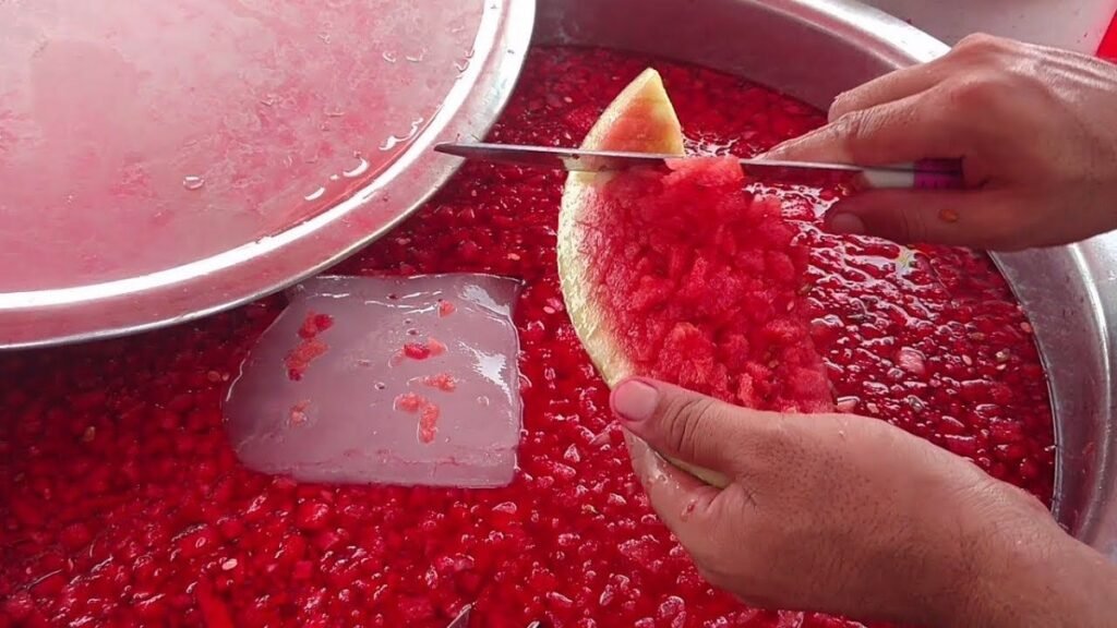 Made and Taught in China: China Return Aeronautical engineer ends up selling juice in Pakistan