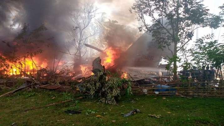 17 killed, 40 injured in Philippines C-130 plane crash