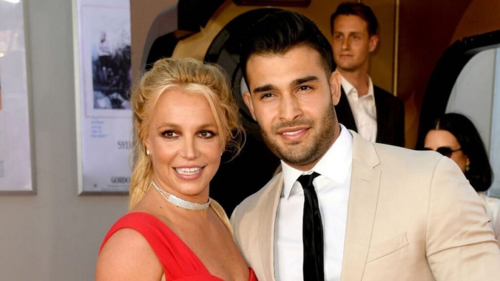 Britney Spears gets engaged with ‘lioness’ engraved ring