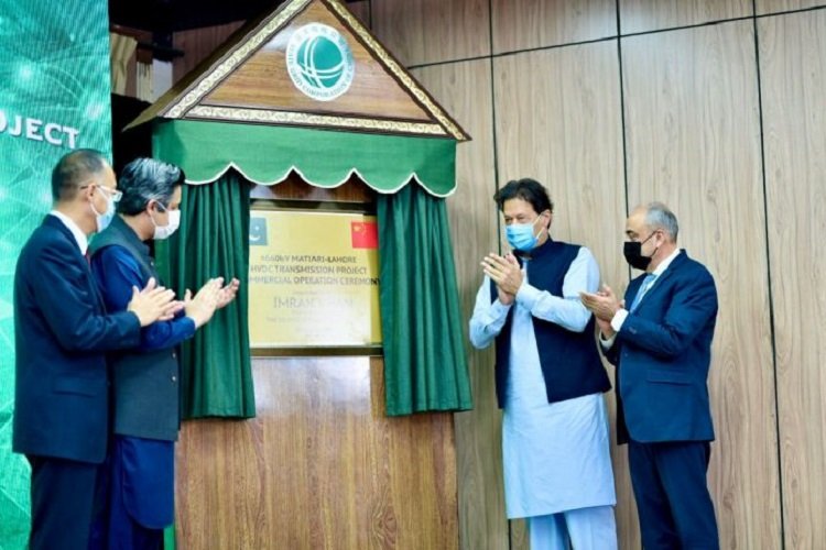 work on CPEC projects to be further expedited, says PM Khan