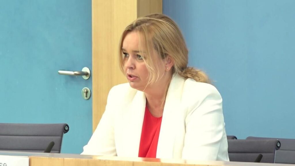 Germany strongly protests with russia for attempting to steal lawmakers data