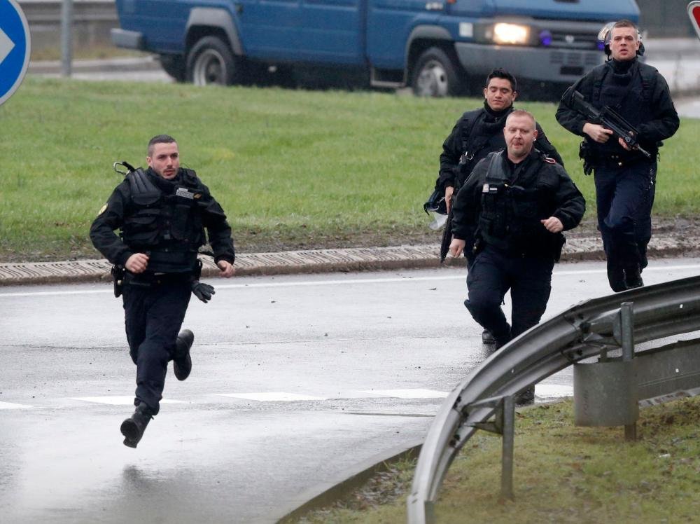 Pakistanis arrested in Italy for links to man who attacked Charlie Hebdo in 2020