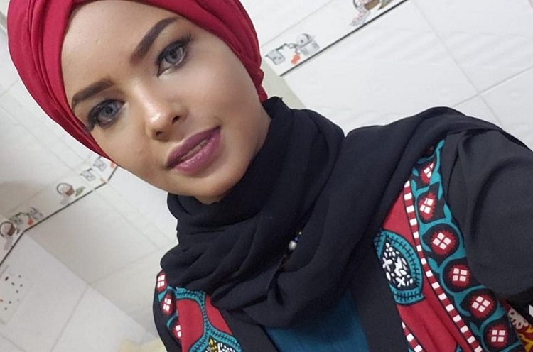 Houthis brutally torture kidnapped Yemeni model and actress Entesar