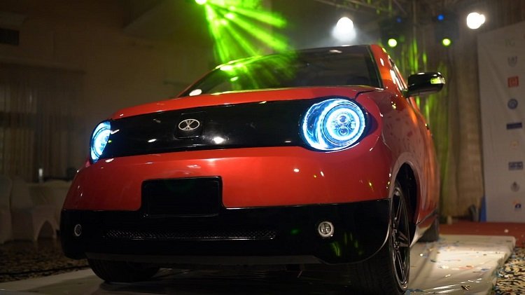 Pakistan launches its maiden Electric Car NUR-E 75