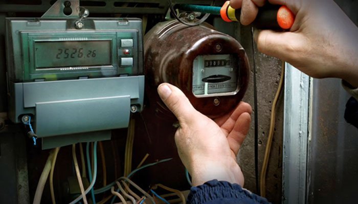 UK reports record electricity theft cases after increase in bills