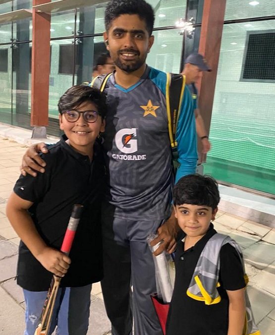 Skipper Babar Azam accomplishes dream of his little fan Suria