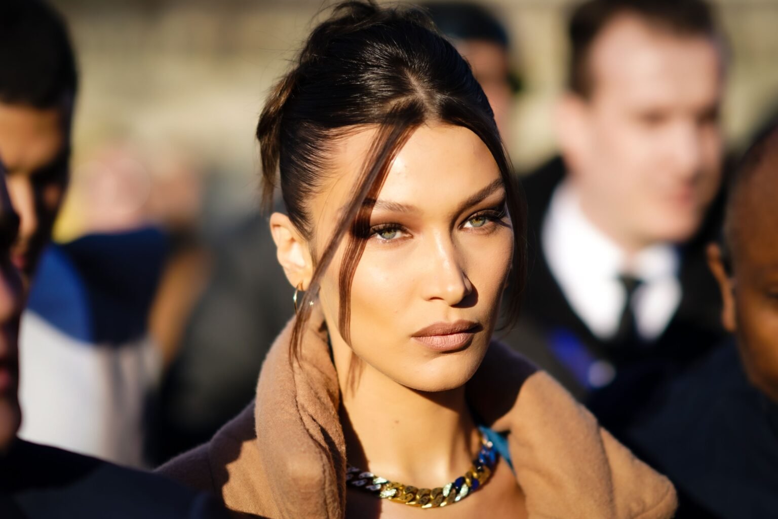 Bella Hadid finding Genuine ways to help Pakistani People affected by Floods