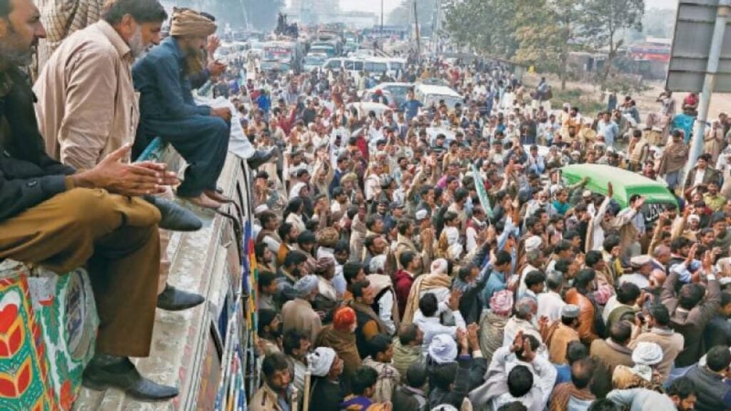 Pakistan Kissan Ittehad invited Imran Khan to join Protest