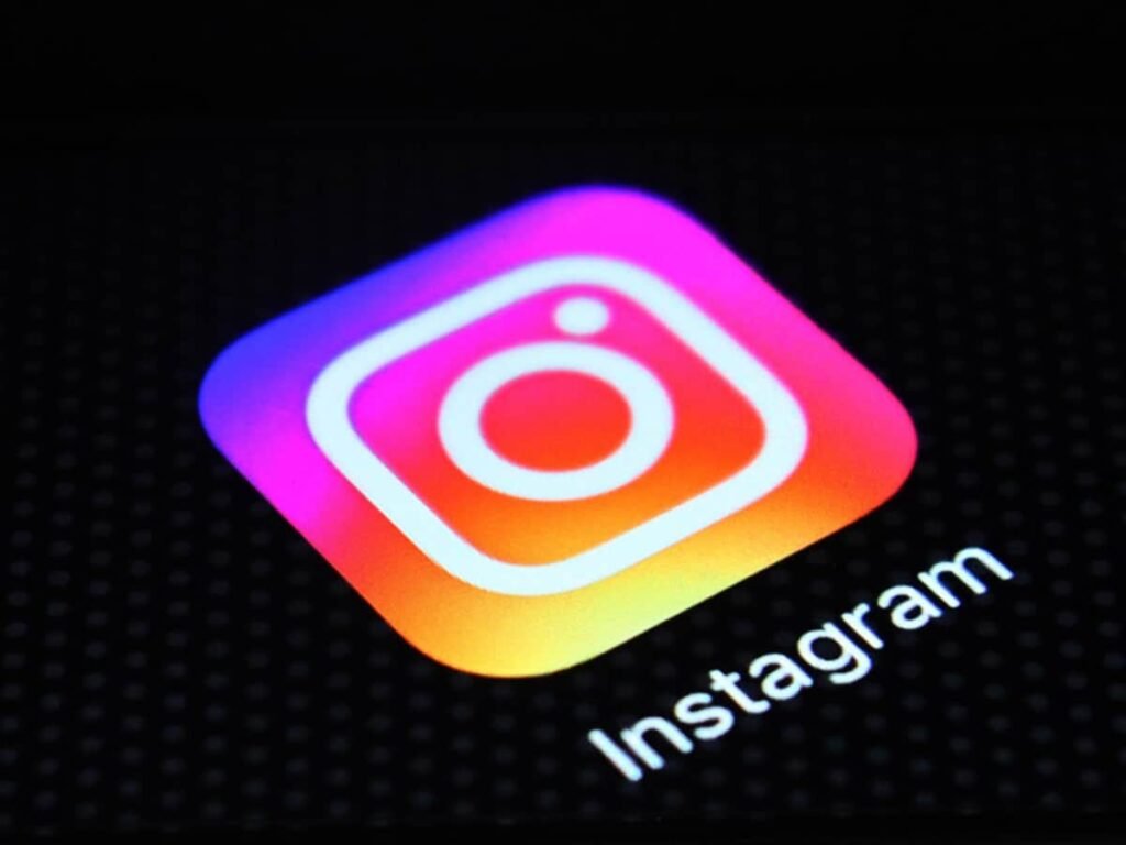 Instagram is introducing a new “dislike button” feature, to give users a private way to express dissatisfaction with comments Instagram AI glitch 2025