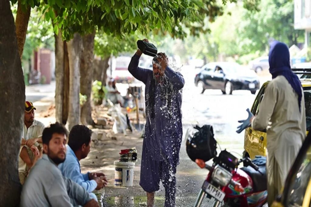 PMD Issues Heatwave Warning for Upcoming Months