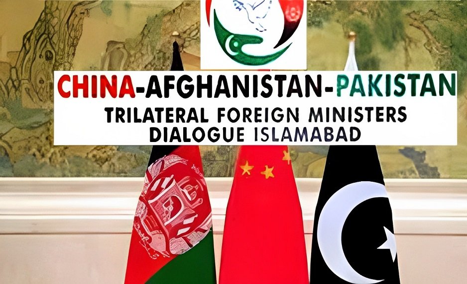 Afghan foreign minister muttaqi arrives in islamabad to attend trilateral FMs’ dialogue