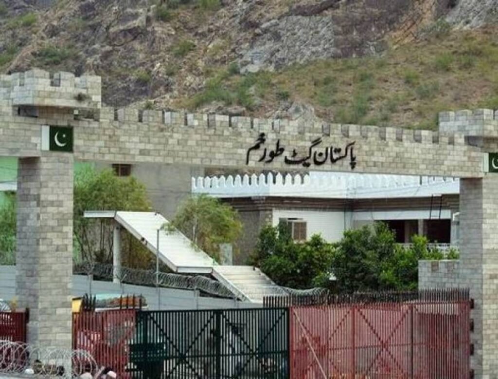 Torkham Border Partially Reopened for Repatriation of Undocumented Afghan Refugees