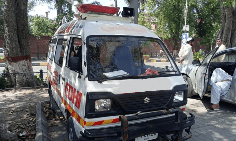 A Seven year old girl shot dead in car on way to school in Karachi