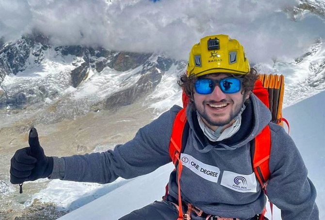 Shehroze Kashif becomes youngest Pakistani to climb ‘true summit’ of Manaslu