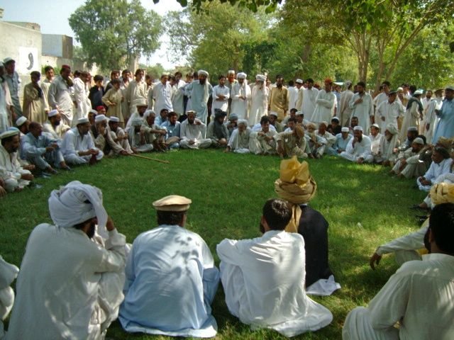 Jirga expels journalist from waziristan, imposes fine for criticizing its decision on Facebook