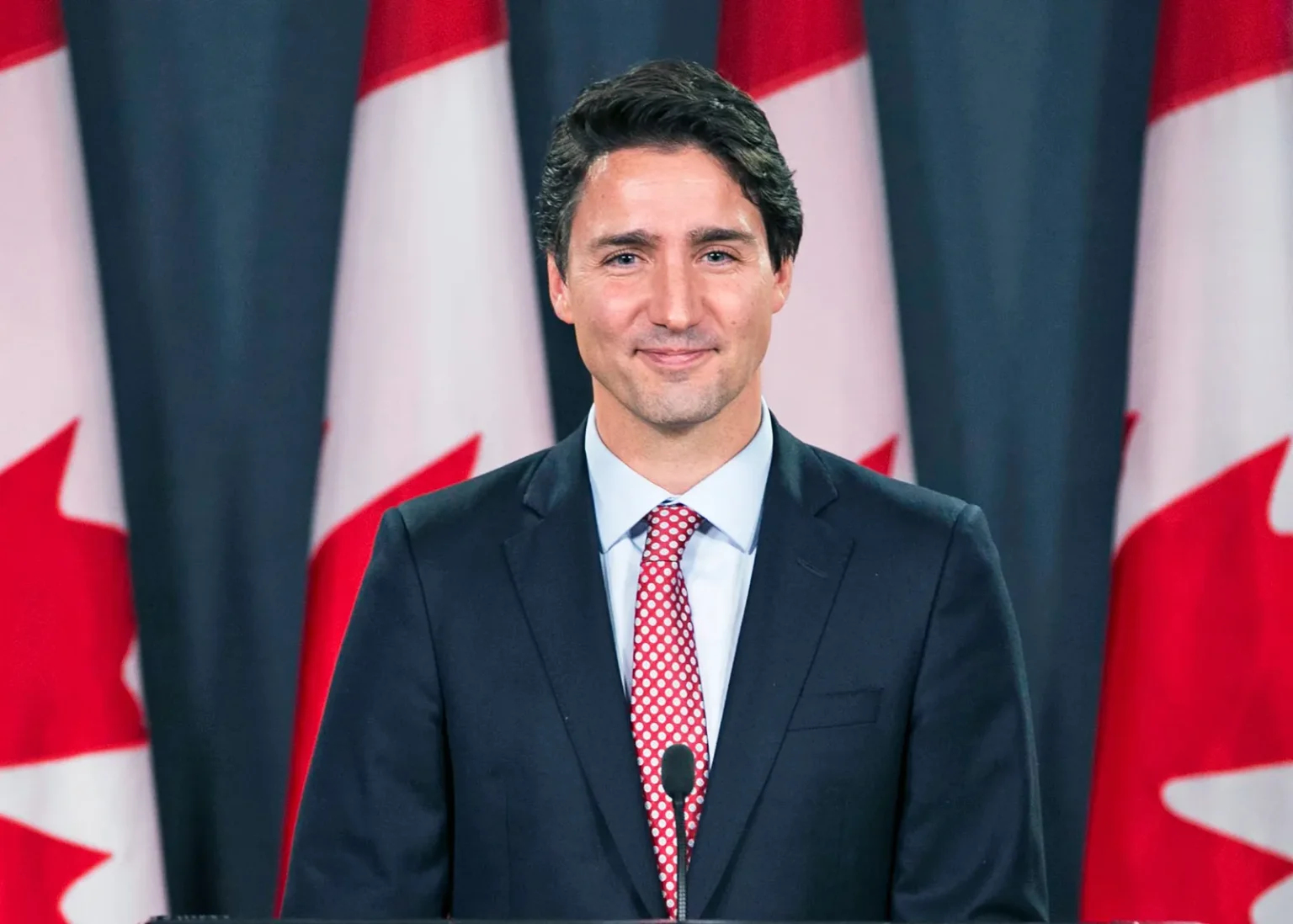 Trudeau Announces Immigration Reductions Starting 2025 in Response to Housing Crisis