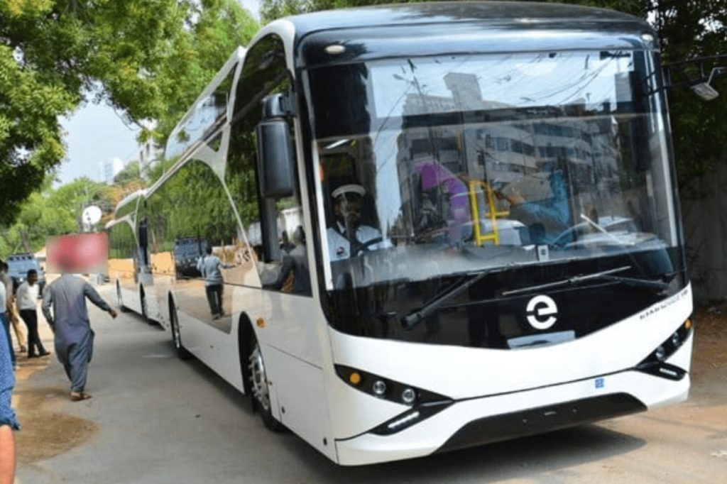 Electric bus