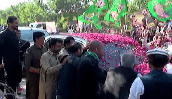 Nawaz Sharif appears in Islamabad High Court today after getting bail from accountability court till Nov 20