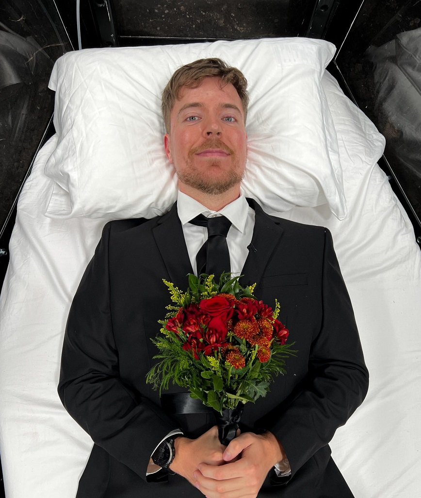 Famous American YouTuber Mr. Beast buries himself in a grave for a week, watch it