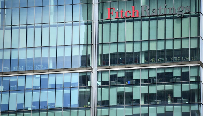 Fitch Affirms Pakistan’s ‘CCC’ Rating, Expects Completion of IMF Deal Amid External Funding Risks