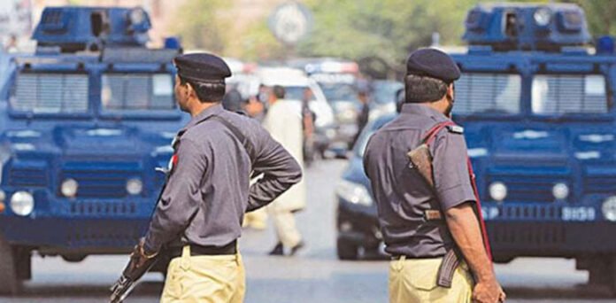 Karachi police officer punished over ‘taweez’ incident involving SSP
