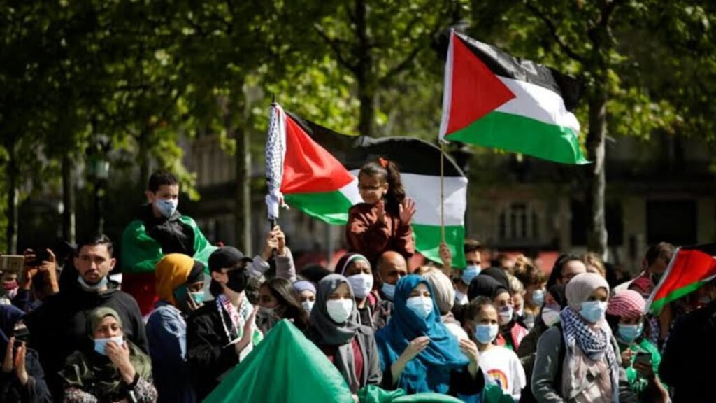 Columbia University Extends Deadline Amid Pro-Palestinian Protest