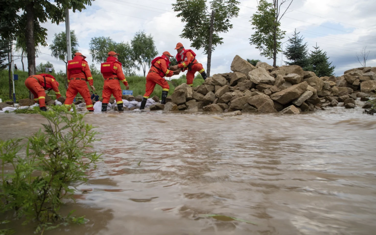 Anticipated Massive River Flooding in China’s Guangdong Poses Threat to Millions