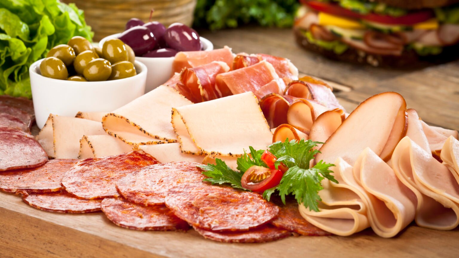 New evidence suggests: consuming processed meat could increase risk of developing dementia