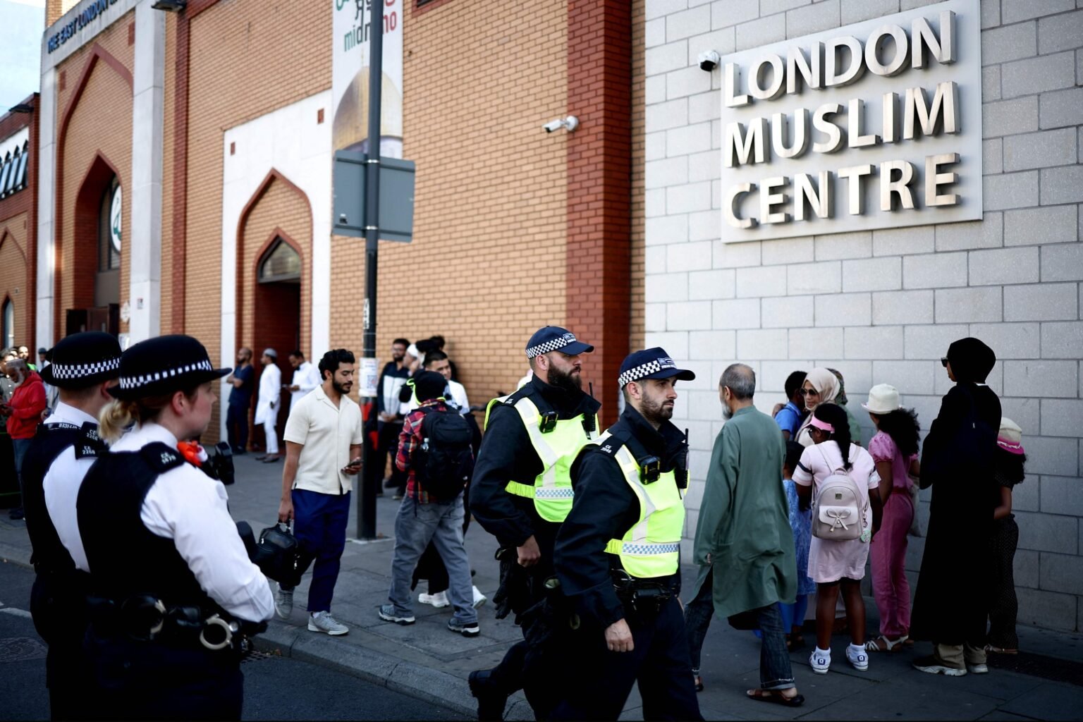 London Mayor Enhances Mosque Security to Tackle Hate Crimes