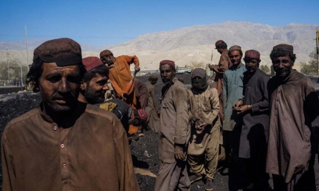 Balochistan Government Sets Minimum Wage for Laborers at Rs37,000