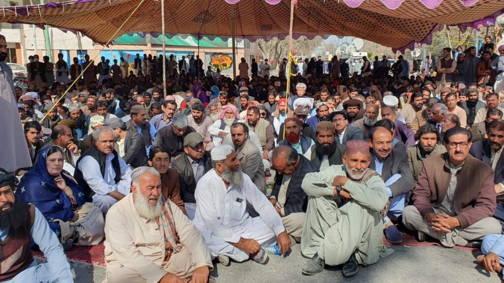Chief Minister and Corps Commander Participate in Jirga in Khuzdar