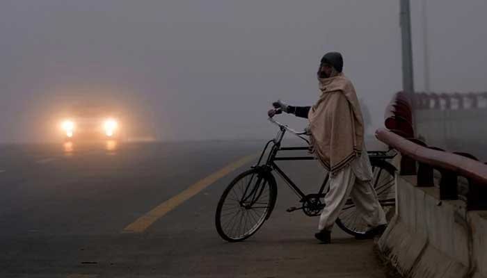 Karachi Braces for Another Cold Spell as Temperatures Drop
