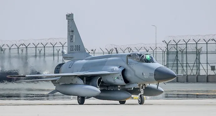 Azerbaijan to Receive First Batch of JF-17 Thunder Jets from Pakistan, Strengthening Defense and Economic Ties