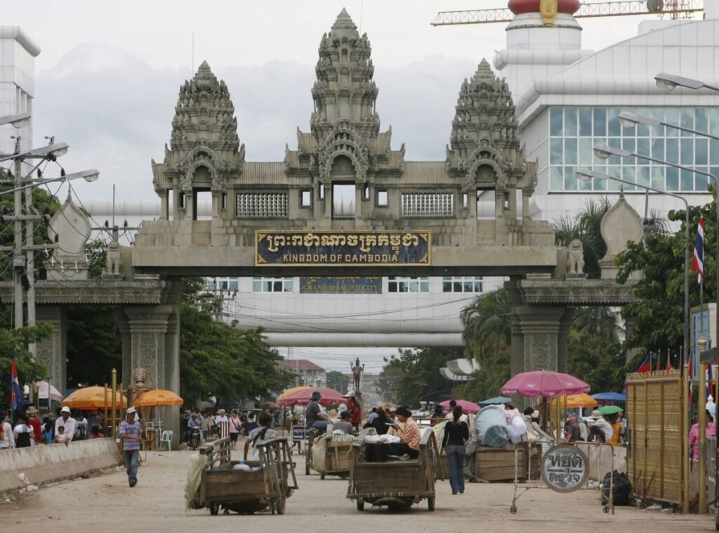 Thai and Cambodian Police Free 215 Foreigners in Joint Scam Centre Raid