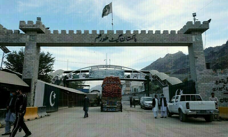 Torkham Border: Pakistan and Afghanistan Agree on Ceasefire Pakistani delegation visits Afghanistan for talks on border management, trade, and security cooperation following recent ceasefire agreement in Doha