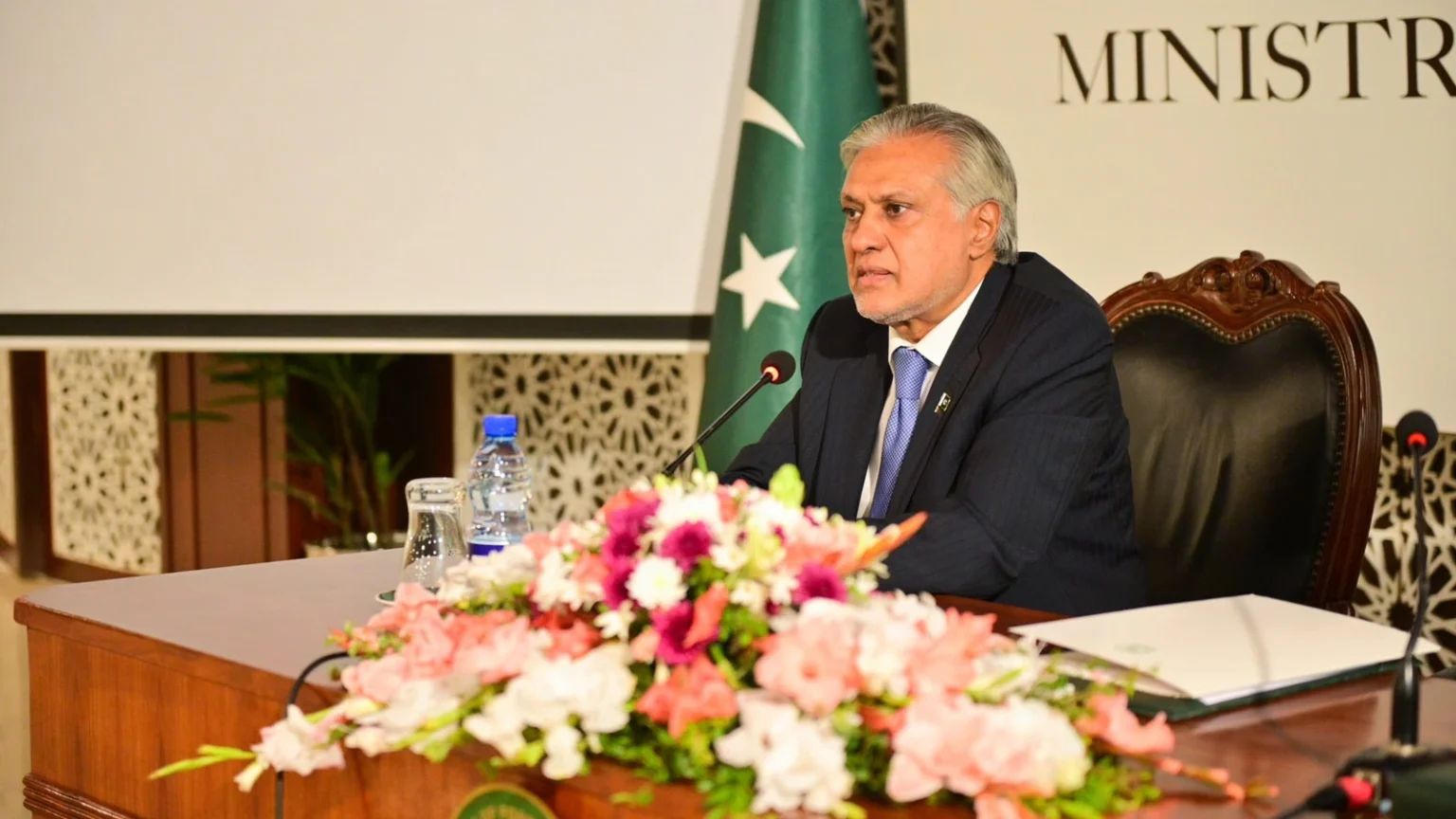 Forcibly Displacing Palestinians Constitutes Ethnic Cleansing: Ishaq Dar