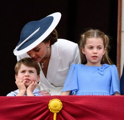 Kate Middleton Joins WhatsApp Group to Give Prince George a Normal Upbringing