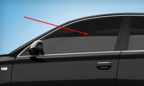 Woman Engages in Heated Argument with Police Over Tinted Car Glasses