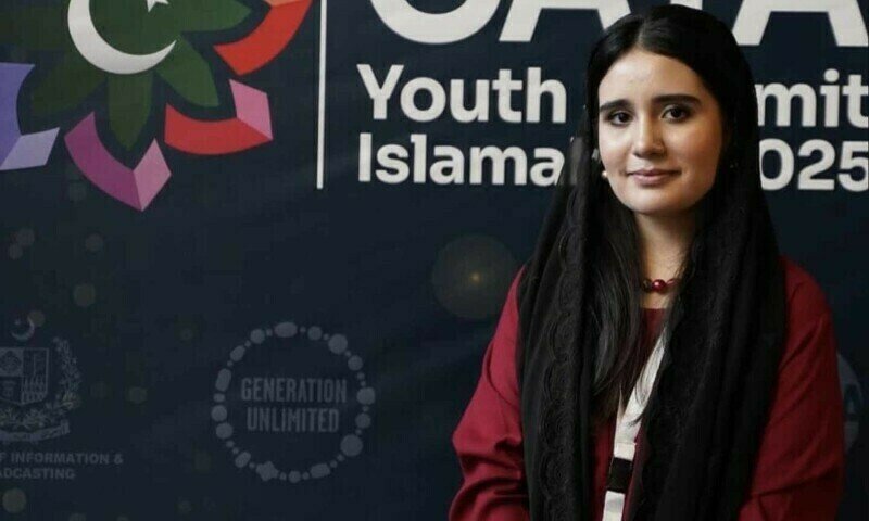 Pakistani Writer Alishba Khan Barech Recognized with ‘Young Woman of the Year’ Award
