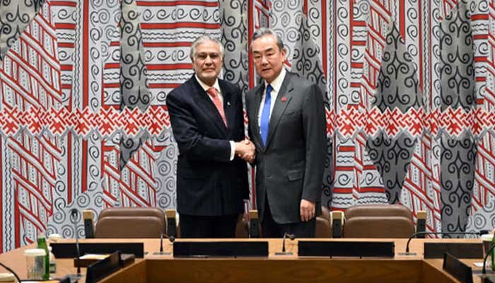 Pakistan, China Reaffirm Commitment to Regional Peace Amid India Tensions