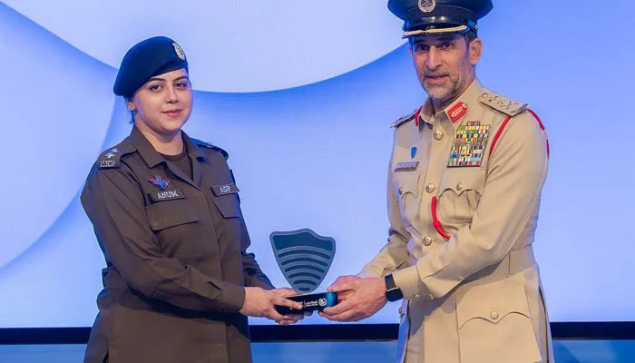Pakistani Police Officer Anum Khan Wins Global Award for Criminal Investigation in Dubai