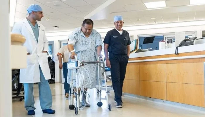 World’s First Human Bladder Transplant Successfully Performed in Los Angeles