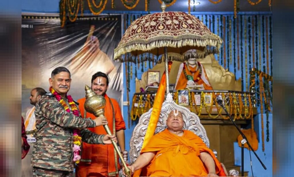 Indian Army Chief Criticized for Visiting Ashram in Uniform